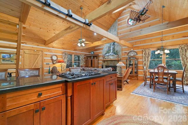 380 Cedar Lane, Brevard, NC 28712