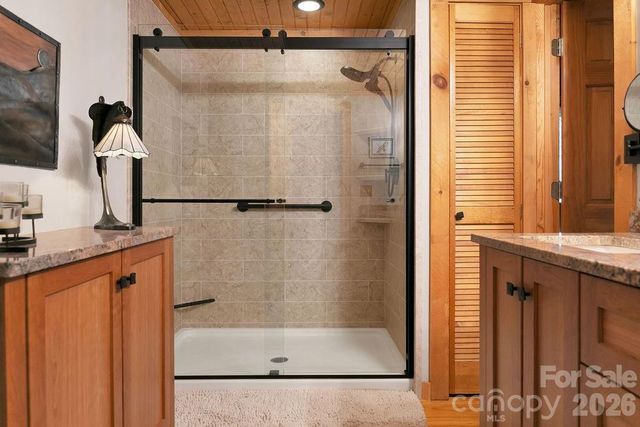 380 Cedar Lane, Brevard, NC 28712