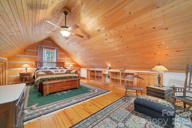 380 Cedar Lane, Brevard, NC 28712