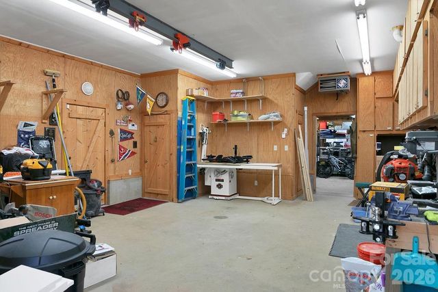 380 Cedar Lane, Brevard, NC 28712
