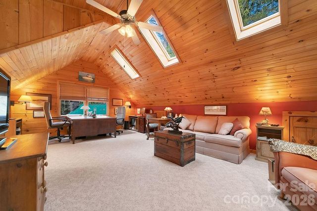 380 Cedar Lane, Brevard, NC 28712