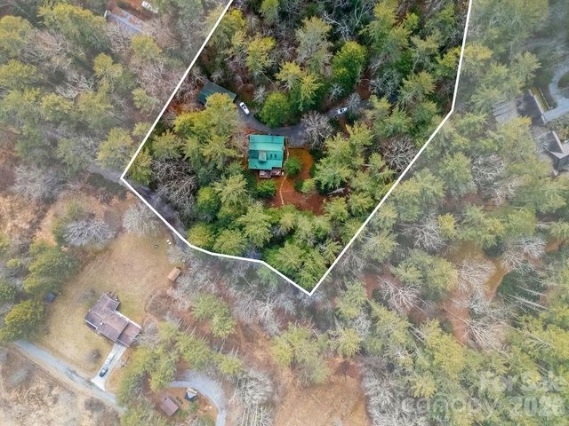 380 Cedar Lane, Brevard, NC 28712