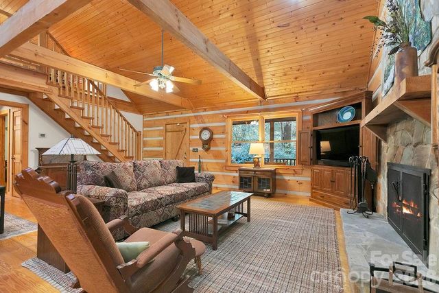 380 Cedar Lane, Brevard, NC 28712