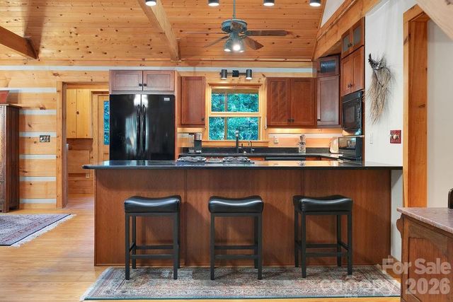 380 Cedar Lane, Brevard, NC 28712