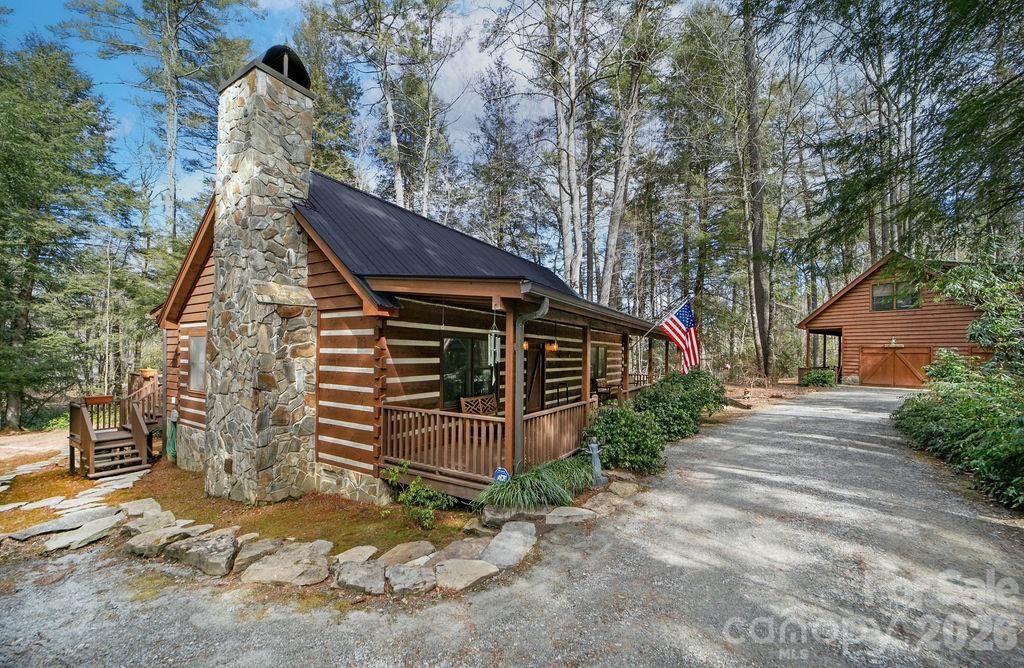 380 Cedar Lane, Brevard, NC 28712
