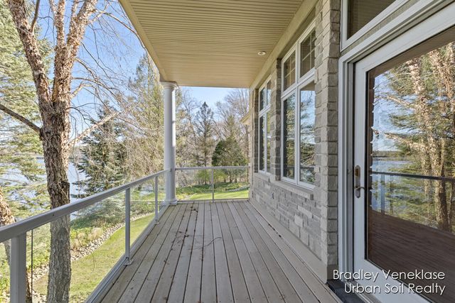 7635 Sandy Hollow Drive, Alto, MI 49302