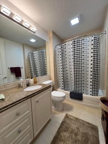 13 Harbour Isles Drive W PH02, Fort Pierce, FL 34949