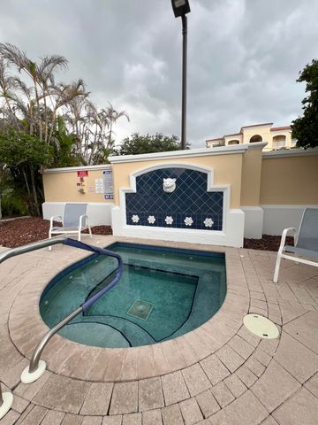 13 Harbour Isles Drive W PH02, Fort Pierce, FL 34949