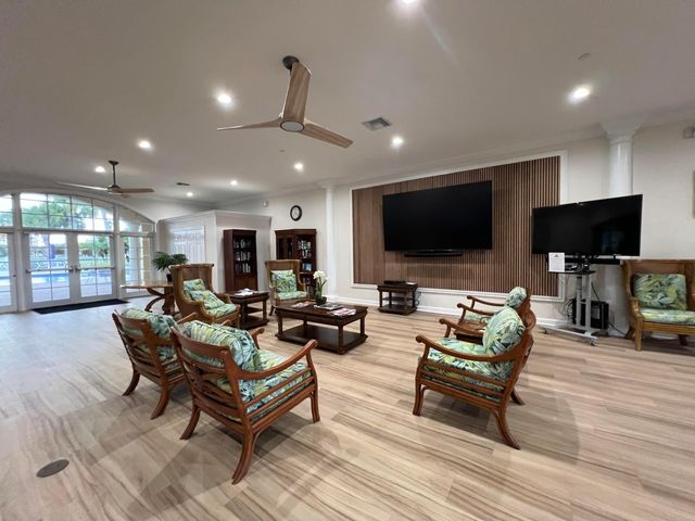 13 Harbour Isles Drive W PH02, Fort Pierce, FL 34949