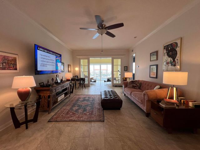 13 Harbour Isles Drive W PH02, Fort Pierce, FL 34949