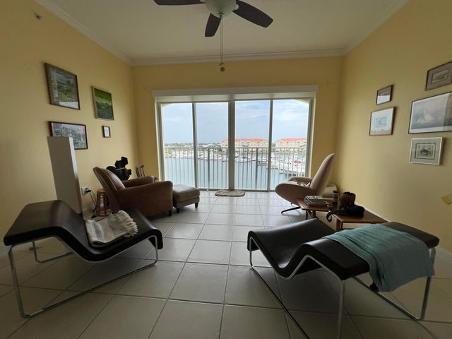 13 Harbour Isles Drive W PH02, Fort Pierce, FL 34949