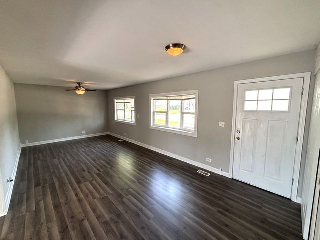 5324 W Cinema Drive, Hanover Park, IL 60133