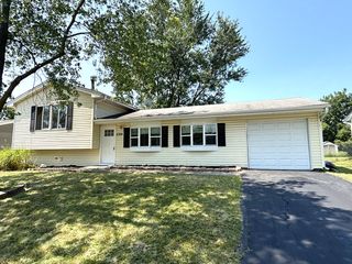 5324 W Cinema Drive, Hanover Park, IL 60133