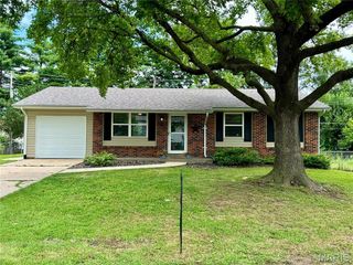 7 Oxbow Road, St Peters, MO 63376