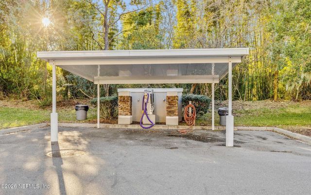 7990 BAYMEADOWS Road E 912, Jacksonville, FL 32256