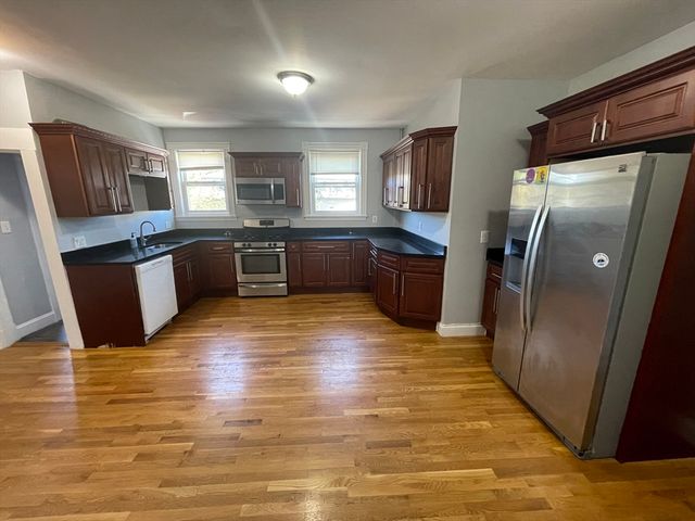 330 Western Ave 3C, Cambridge, MA 02139