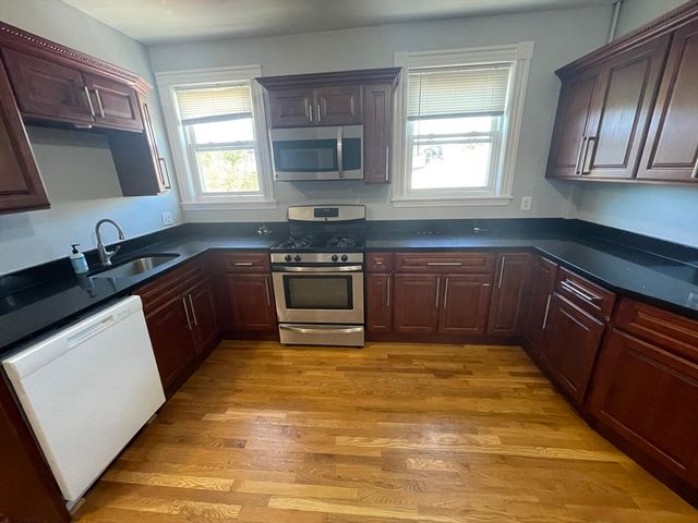 330 Western Ave 3C, Cambridge, MA 02139