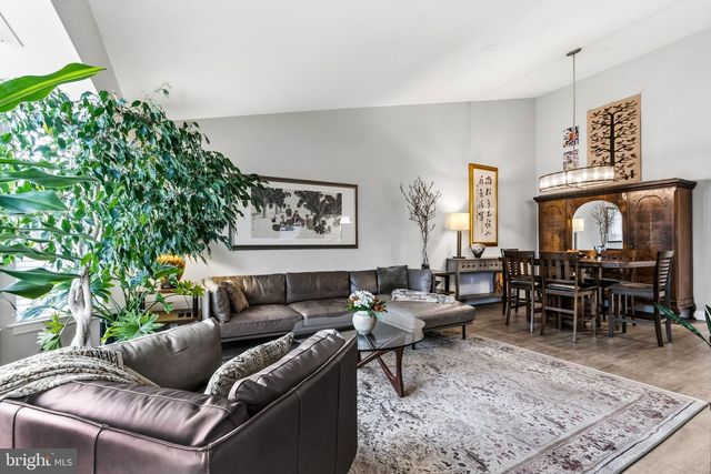 406 SWEETWATER DR, Cinnaminson, NJ 08077