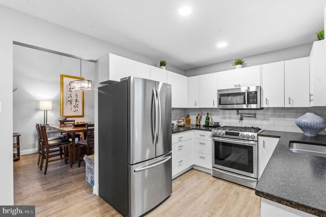 406 SWEETWATER DR, Cinnaminson, NJ 08077