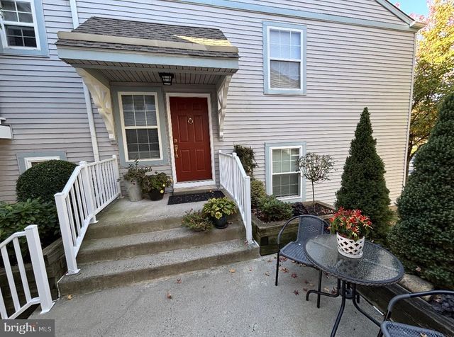 406 SWEETWATER DR, Cinnaminson, NJ 08077