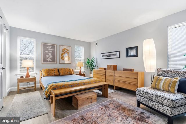 406 SWEETWATER DR, Cinnaminson, NJ 08077