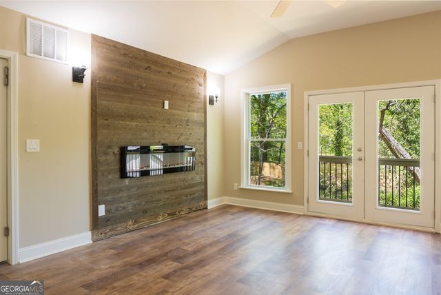 1677 W North Avenue, Atlanta, GA 30318