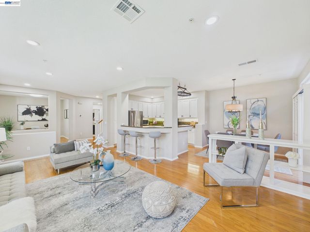320 Sutter Creek Ln, San Ramon, CA 94583