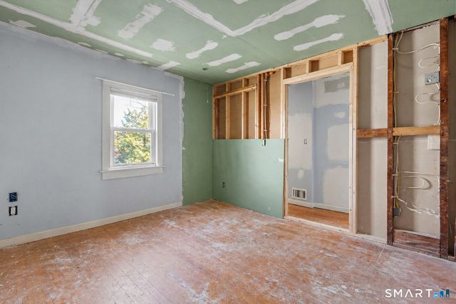 9 Reservoir Street, Bethel, CT 06801