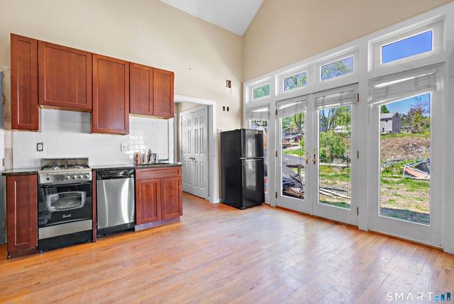 9 Reservoir Street, Bethel, CT 06801