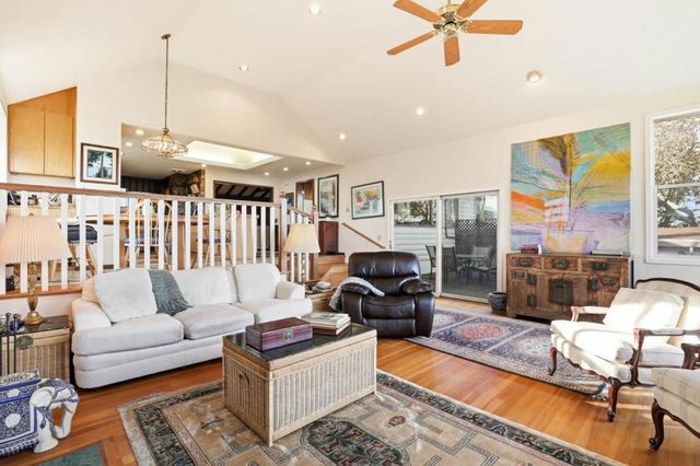 11 S Palomar Drive, Redwood City, CA 94062