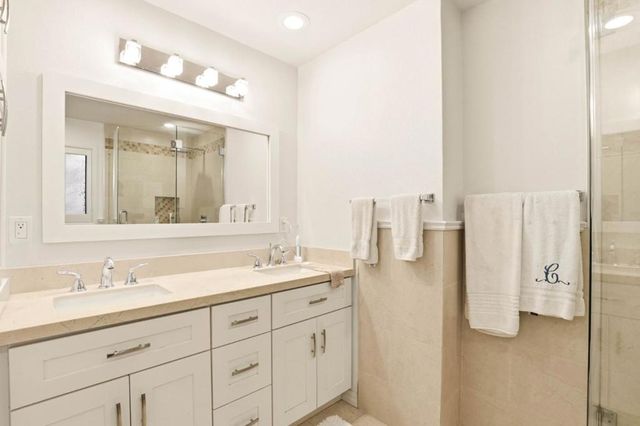 11 S Palomar Drive, Redwood City, CA 94062