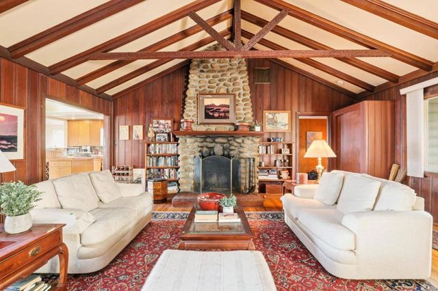 11 S Palomar Drive, Redwood City, CA 94062