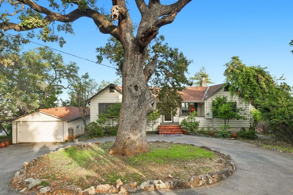 11 S Palomar Drive, Redwood City, CA 94062