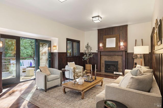 9094 Highland Ter, Monte Rio, CA 95462