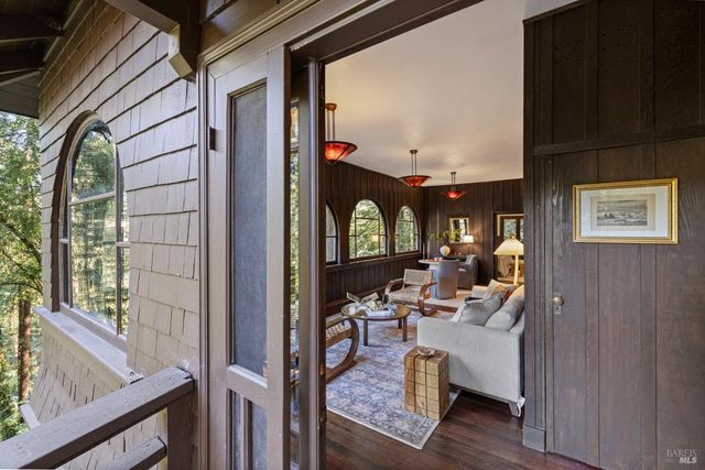 9094 Highland Ter, Monte Rio, CA 95462