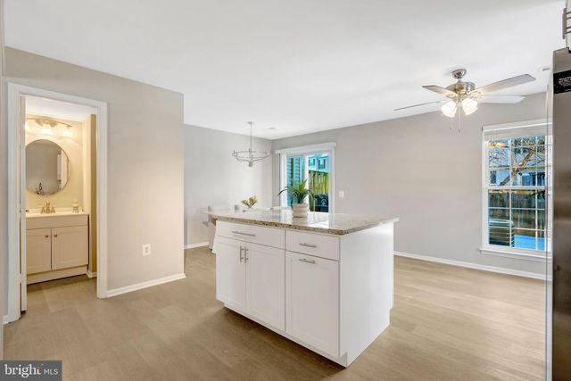 829 SMARTTS LN NE, Leesburg, VA 20176