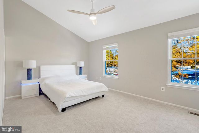 829 SMARTTS LN NE, Leesburg, VA 20176