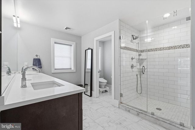 420 FAWN HILL LN, Penn Valley, PA 19072