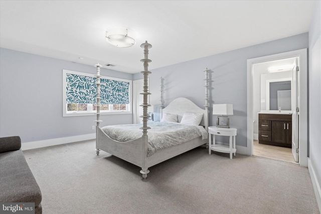 420 FAWN HILL LN, Penn Valley, PA 19072