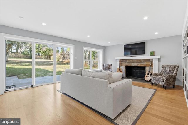 420 FAWN HILL LN, Penn Valley, PA 19072