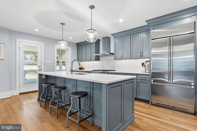 420 FAWN HILL LN, Penn Valley, PA 19072