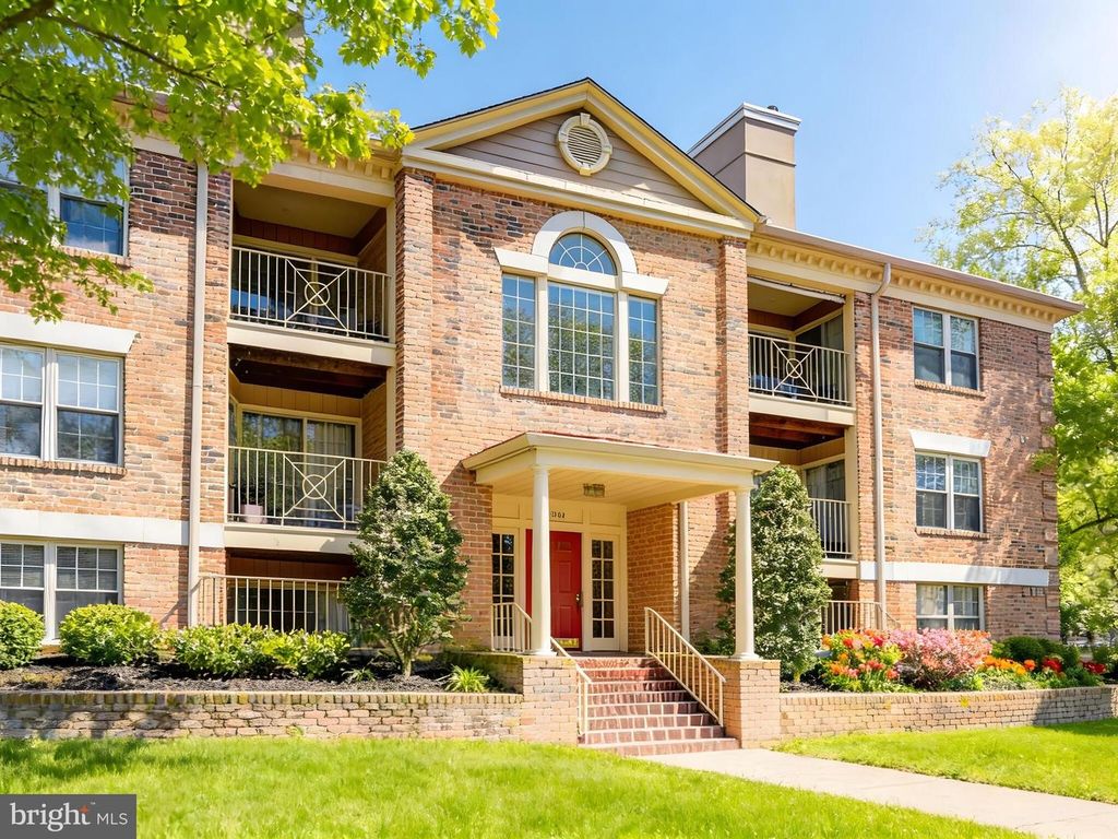 Image 1 of property listing at 14201 QUAIL CREEK WAY #304, Sparks Glencoe, MD 21152