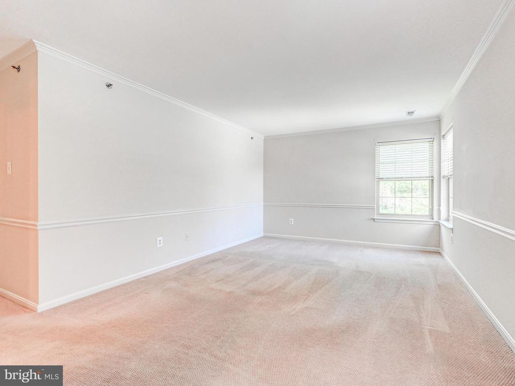 Image 11 of property listing at 14201 QUAIL CREEK WAY #304, Sparks Glencoe, MD 21152