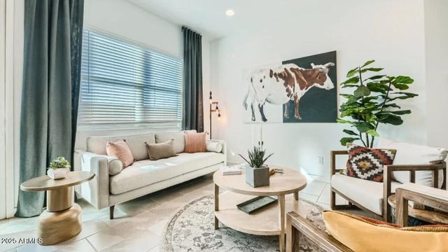 3336 E CRAFTSMAN Lane, San Tan Valley, AZ 85140