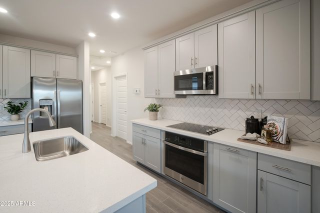 13143 N 145TH Lane, Surprise, AZ 85379