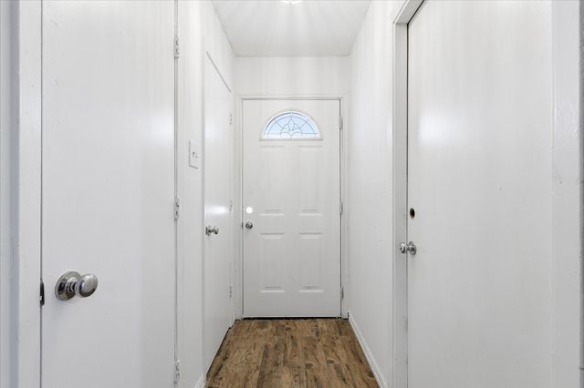 3004 Highgate Lane, Bedford, TX 76021