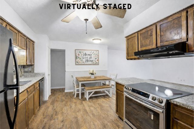 3004 Highgate Lane, Bedford, TX 76021