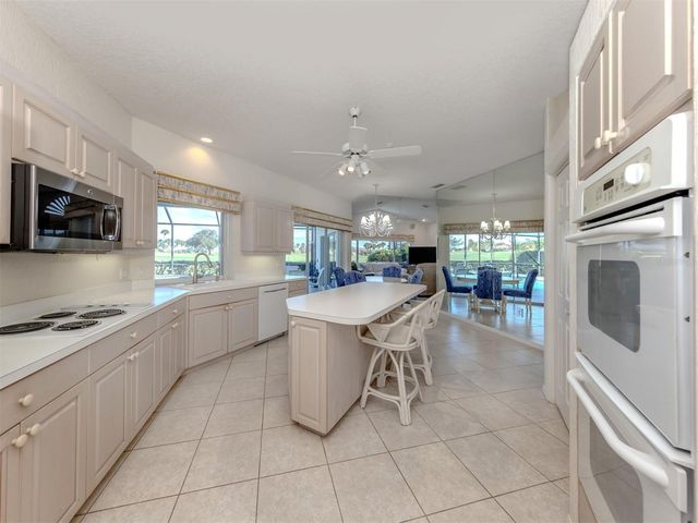 1684 VALLEY DRIVE, Venice, FL 34292