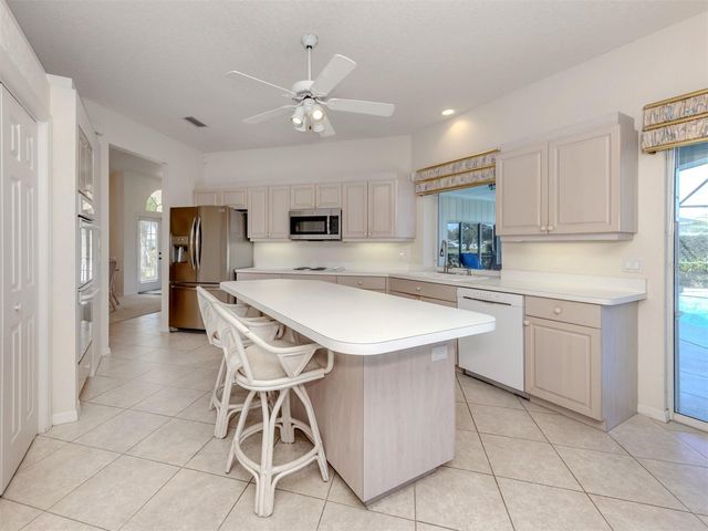 1684 VALLEY DRIVE, Venice, FL 34292
