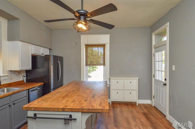 302 W 3rd Street, O'fallon, IL 62269